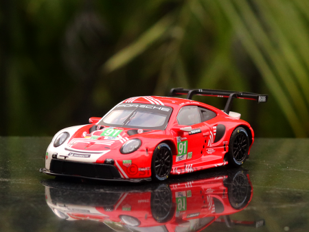 100% Original and Licensed Porsche 911 RSR LM 2020 Diecast Car (1:43 Scale) Cheap